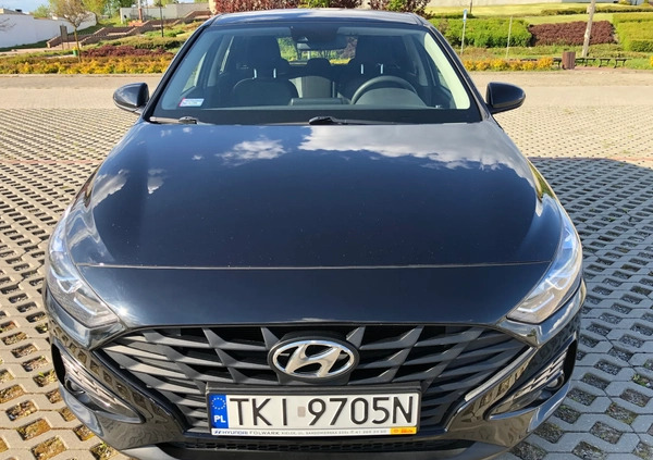 Hyundai I30 cena 45900 przebieg: 220000, rok produkcji 2020 z Daleszyce małe 596